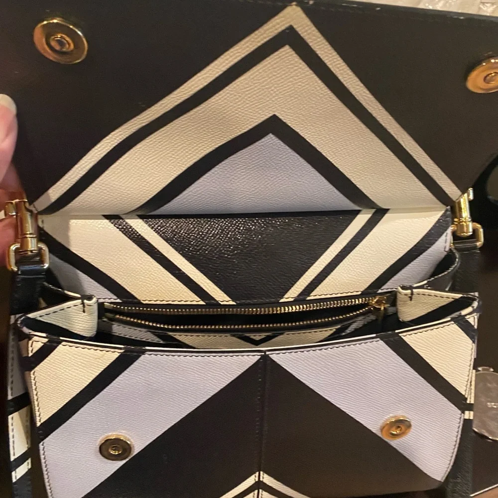 D & G - Dolce & Gabanna Sicily Bag - Picture 6 of 12